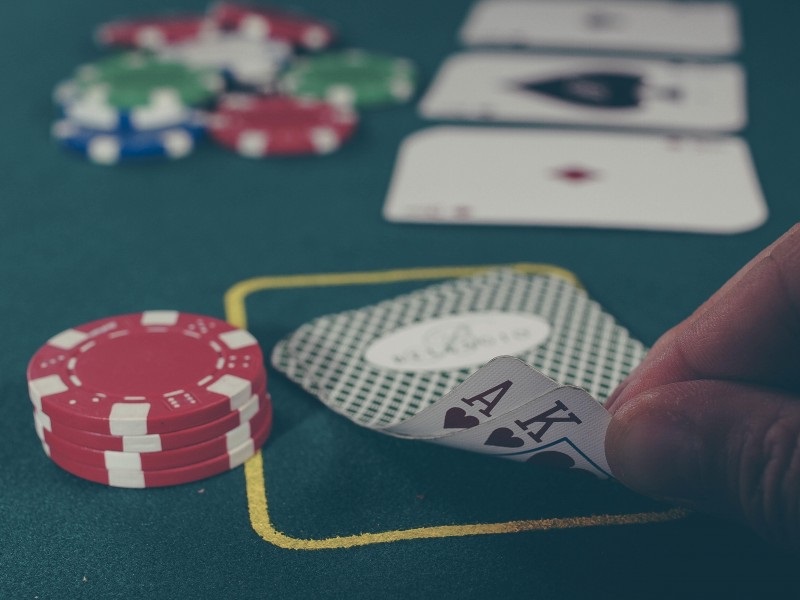 Top Most Recommended Blackjack Books - Meet the cards